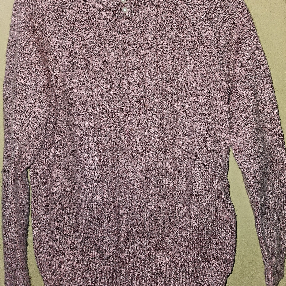 Sweater - Picture 5 of 5